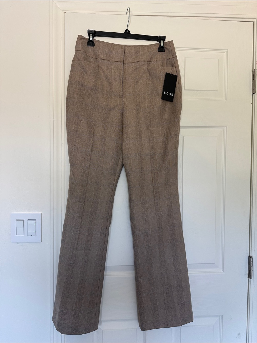 BCBG Light Beige Plaid Straight-Leg Dress Pants